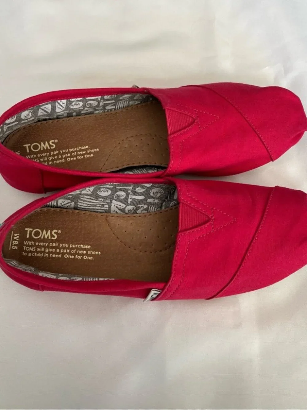 TOMS Alpargata Magenta Pink Canvas Shoes Size 8.5